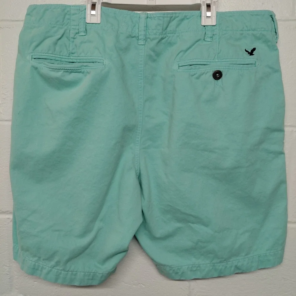 American Eagle Mens Ocean Blue Shorts Size 38 Inseam 9